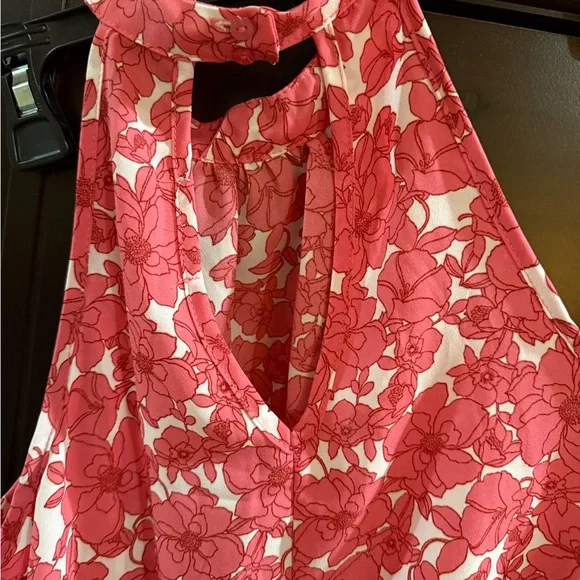 Sienna Sky Pink and White Floral Halter Top - Picture 3 of 4